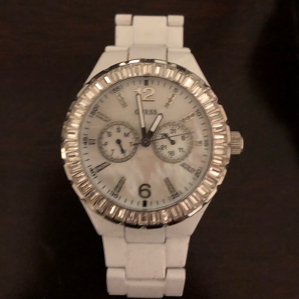 Guess Watch Needs batteries